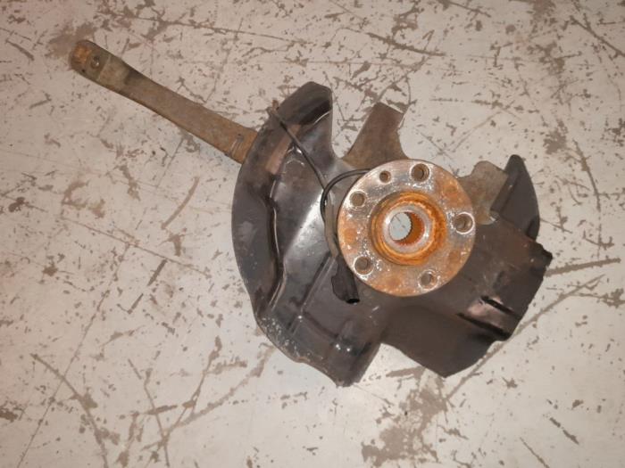 Alfa Romeo 159 Fusee rechts-voor