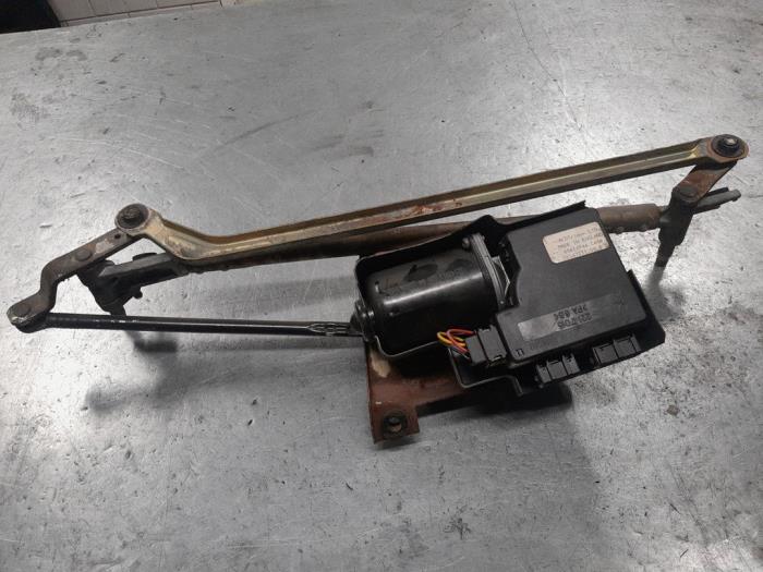 Alfa Romeo 166 Ruitenwissermotor voor