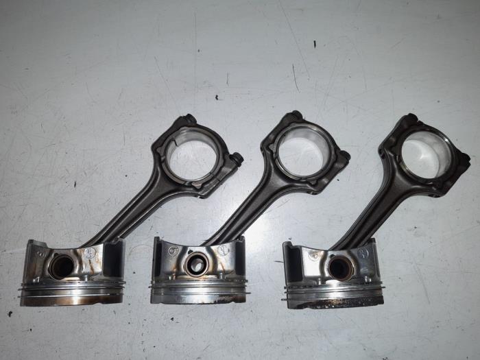 Alfa Romeo Mito Zuiger