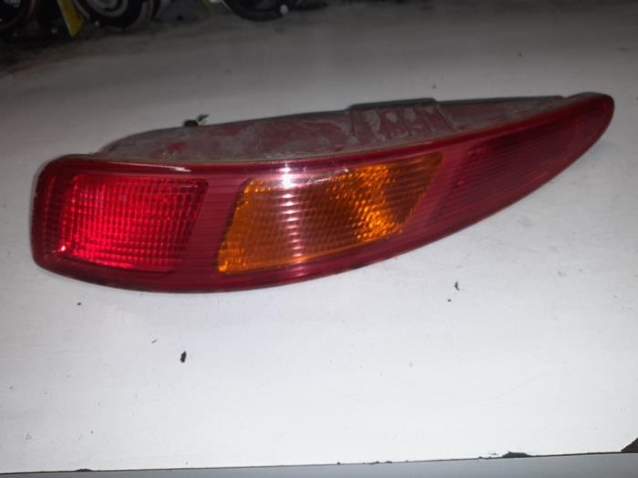 Alfa Romeo GT Achterlicht rechts