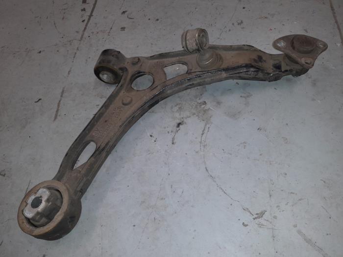 Peugeot Boxer Draagarm rechts-voor