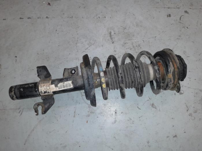 Alfa Romeo Giulietta Schokdemperpoot rechts-voor