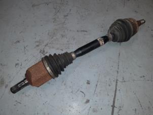 Gebruikte Steekas links-voor Alfa Romeo Giulietta (940) 1.6 JTDm 16V Prijs € 115,00 Margeregeling aangeboden door A.T.S. van de Wiel