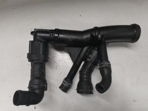 Gebruikte Thermostaathuis Seat Leon (5FB) 1.6 TDI Ecomotive 16V Prijs € 35,00 Margeregeling aangeboden door A.T.S. van de Wiel