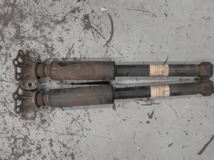 Alfa Romeo Mito Schokdemper set