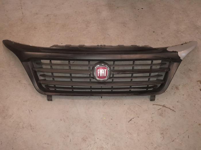 Fiat Ducato Grille