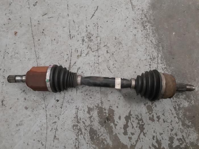 Alfa Romeo Giulietta Aandrijfas links-voor