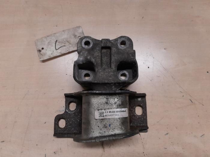 Fiat Ducato Motorsteun