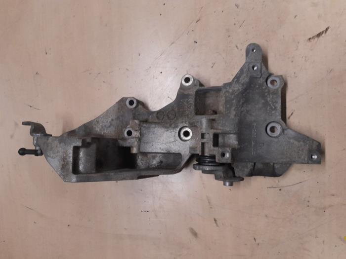 Seat Ibiza Dynamosteun boven