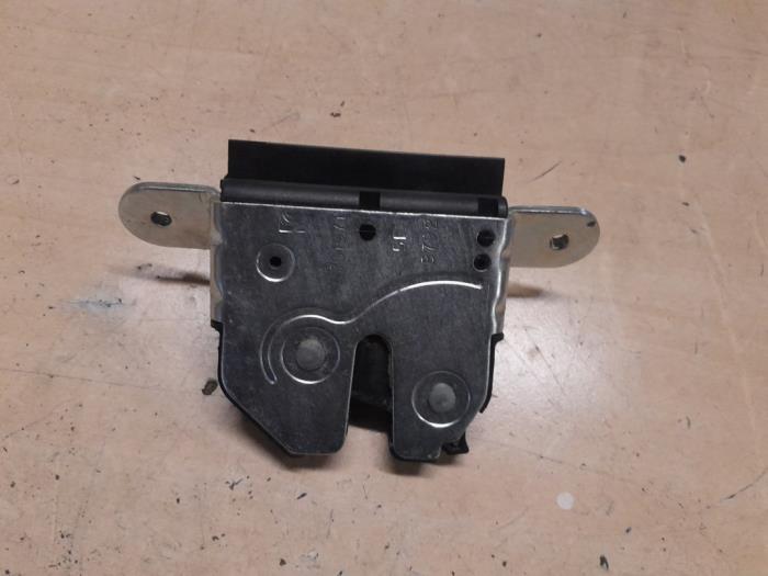 Alfa Romeo Giulietta Slotvanger Achterklep