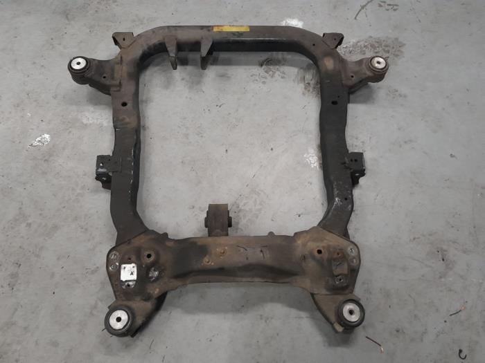 Subframe van een Fiat Croma (194) 1.9 D Multijet 16V 2006