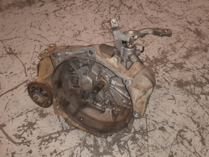 Gereviseerde Versnellingsbak Volkswagen Caddy III (2KA,2KH,2CA,2CH) 2.0 Ecofuel Prijs € 998,25 Inclusief btw aangeboden door A.T.S. van de Wiel