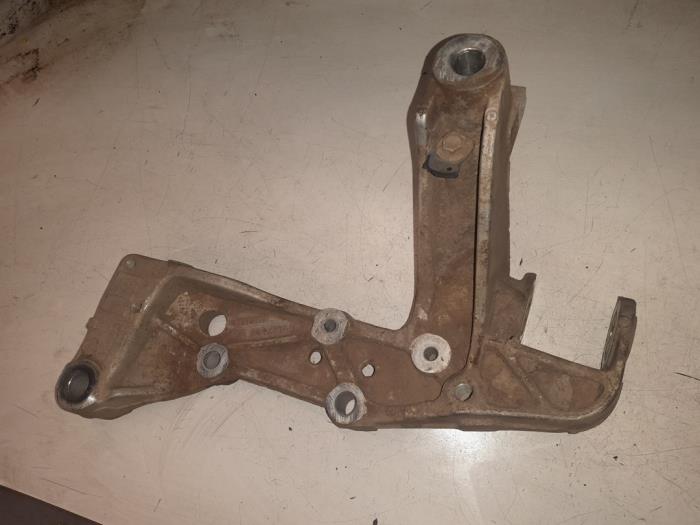 Volkswagen Golf Draagarm links-voor