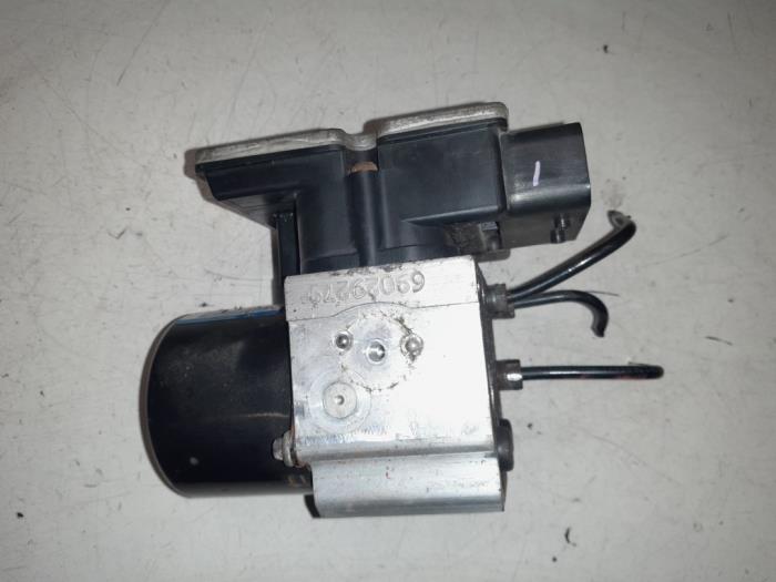 Lancia Y(Psilon) ABS Pomp