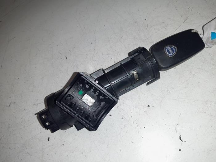 Lancia Y(Psilon) Kontaktslot+Sleutel