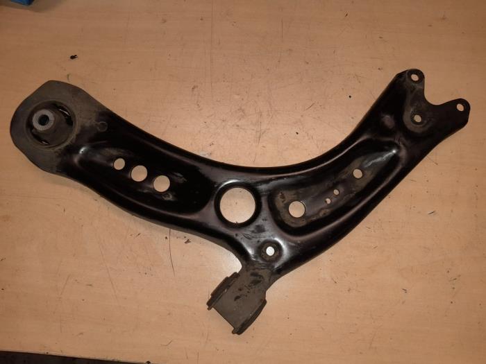 Seat Leon Draagarm links-voor