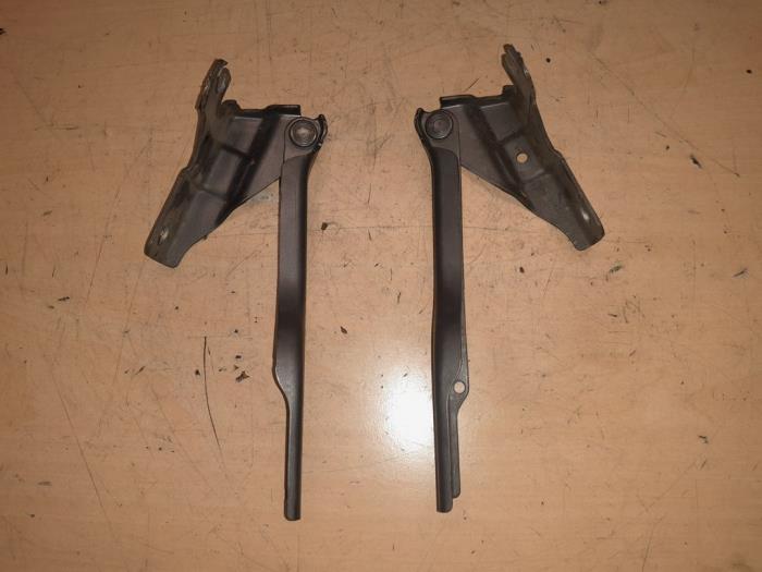 Volkswagen Polo Motorkap Scharnier