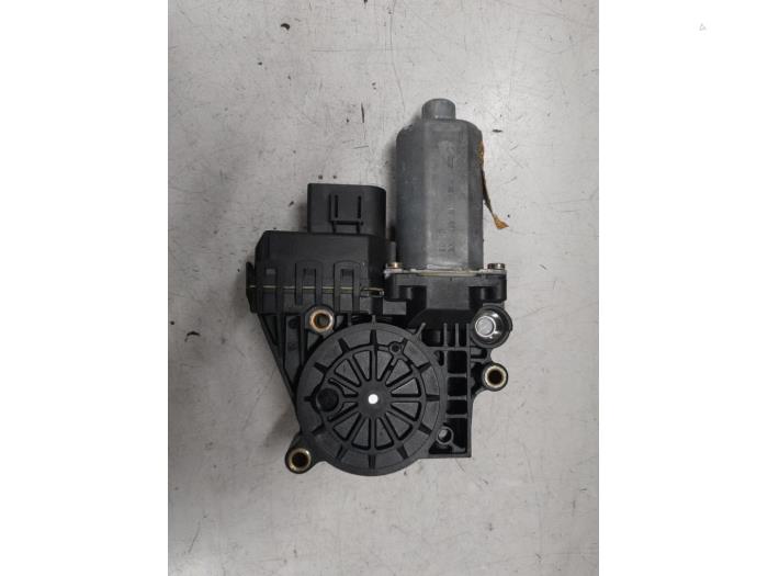 Audi RS6 Raammotor Portier