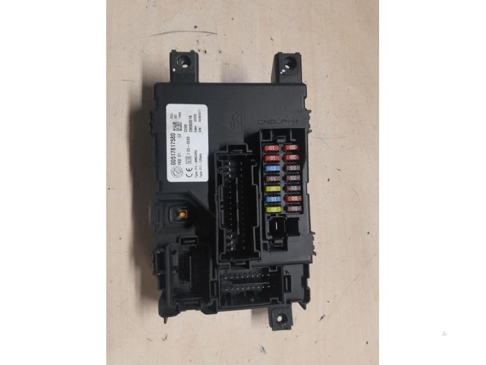 Fiat Punto Grande Zekeringkast