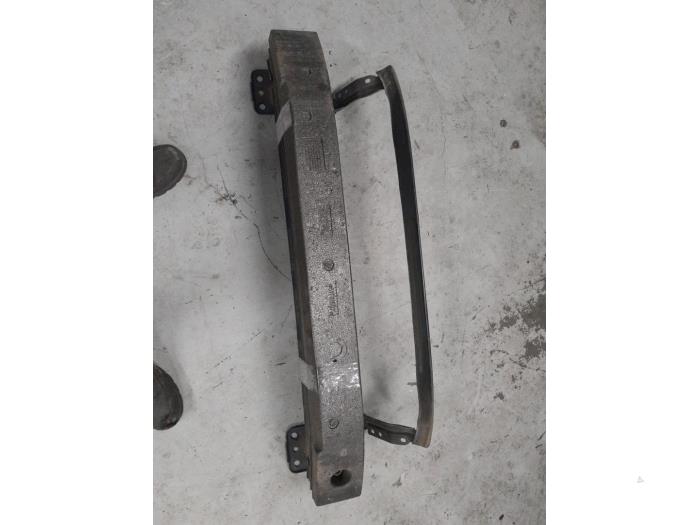 Fiat Punto Grande Bumperframe voor