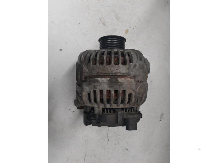 Gebruikte Dynamo Audi RS 6 Avant (C5) RS6 4.2 V8 40V Biturbo Prijs € 145,00 Margeregeling aangeboden door A.T.S. van de Wiel