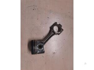 Gebruikte Zuiger Seat Ibiza ST (6J8) 1.2 TDI Ecomotive Prijs € 65,00 Margeregeling aangeboden door A.T.S. van de Wiel