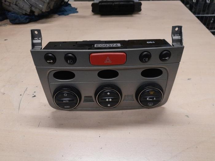 Alfa Romeo GT Kachel Bedieningspaneel