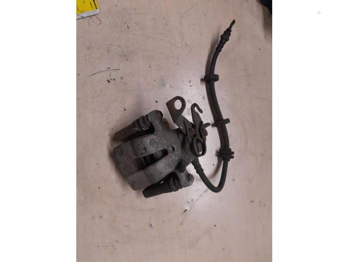 Alfa Romeo GT Remklauw (Tang) links-achter