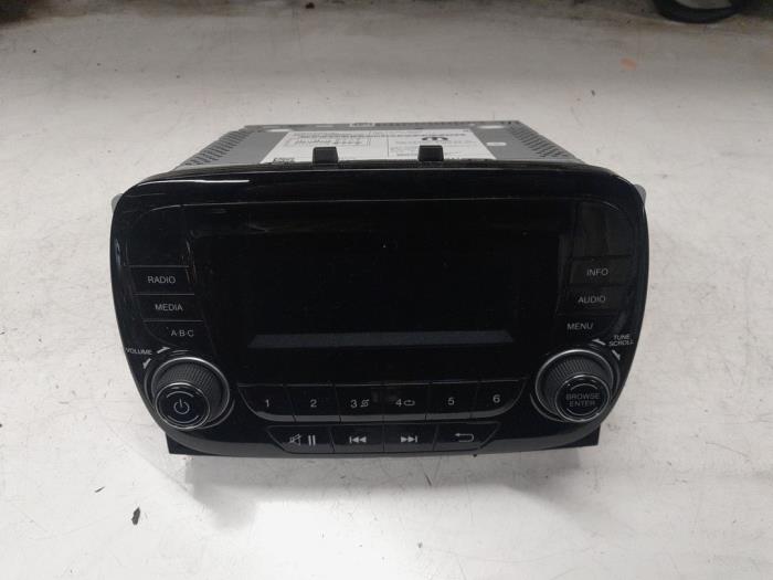 Fiat 500 Radio
