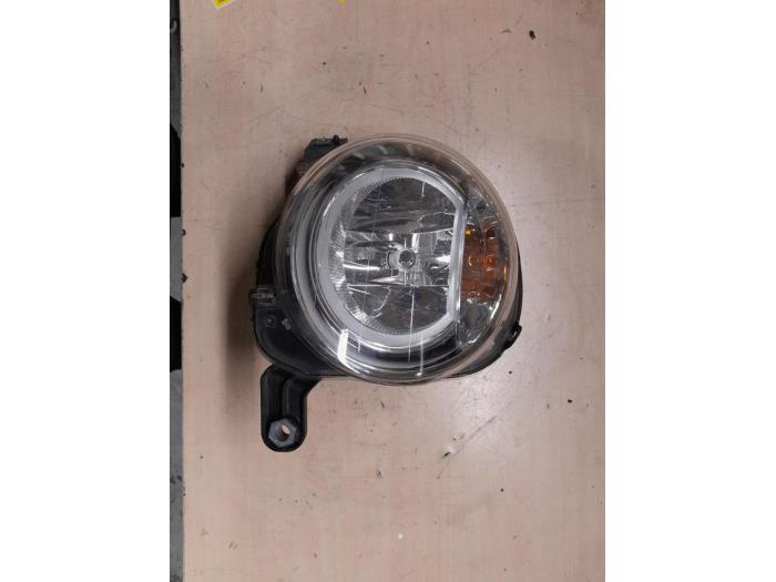 Fiat 500 Koplamp rechts