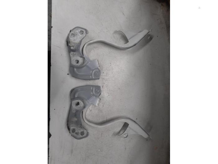 Fiat 500 Motorkap Scharnier