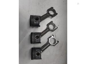 Gebruikte Zuiger Mercedes Citan (415.6) 1.5 109 CDI Prijs € 165,00 Margeregeling aangeboden door A.T.S. van de Wiel