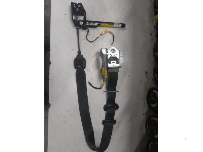 Alfa Romeo Giulietta Gordelspanner rechts