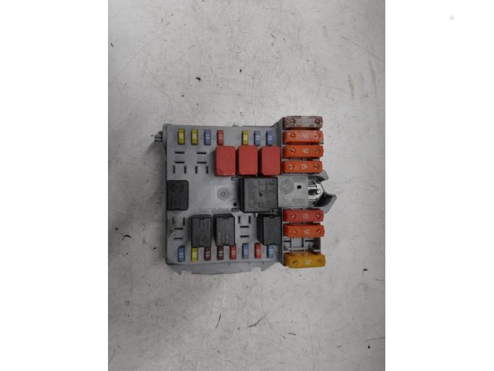 Alfa Romeo 159 Zekeringkast