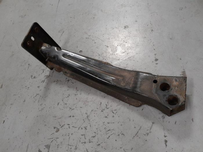 Fiat 500 Chassisbalk voor