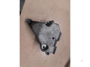 Gebruikte Motorrubber Volkswagen Caddy III (2KA,2KH,2CA,2CH) 2.0 SDI Prijs € 35,00 Margeregeling aangeboden door A.T.S. van de Wiel