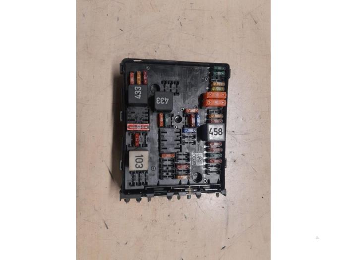 Volkswagen Caddy Zekeringkast