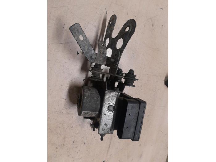 Volkswagen Caddy ABS Pomp