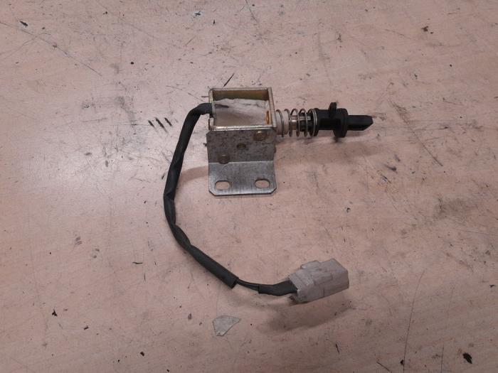 Alfa Romeo 166 Tankklep Schakelaar