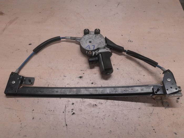 Alfa Romeo 147 Ruitmechaniek 4Deurs links-voor