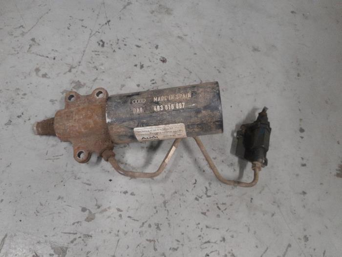 Audi RS6 Niveauregelaar ventiel