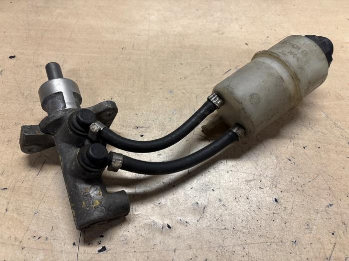 Alfa Romeo 166 Hoofdremcilinder