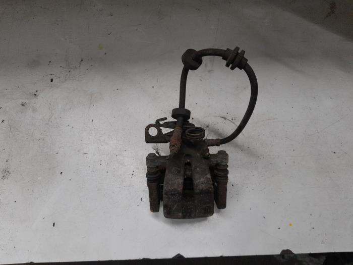 Alfa Romeo 156 Remklauw (Tang) links-achter