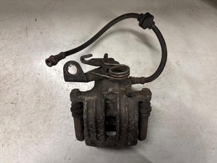 Alfa Romeo 156 Remklauw (Tang) links-achter