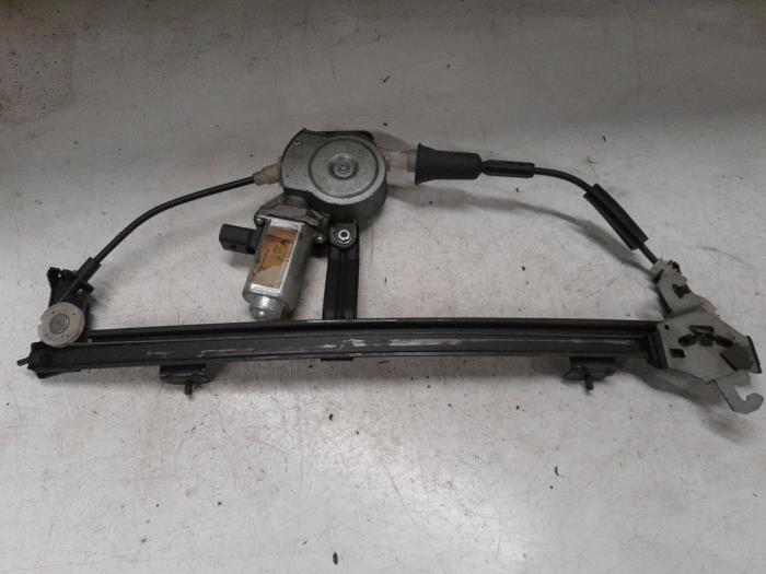 Alfa Romeo 145/146 Ruitmechaniek 2Deurs links-voor