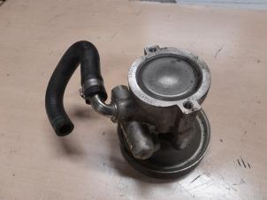 Gebruikte Stuurbekrachtiging Pomp Alfa Romeo 147 (937) 1.6 HP Twin Spark 16V Prijs € 35,00 Margeregeling aangeboden door A.T.S. van de Wiel