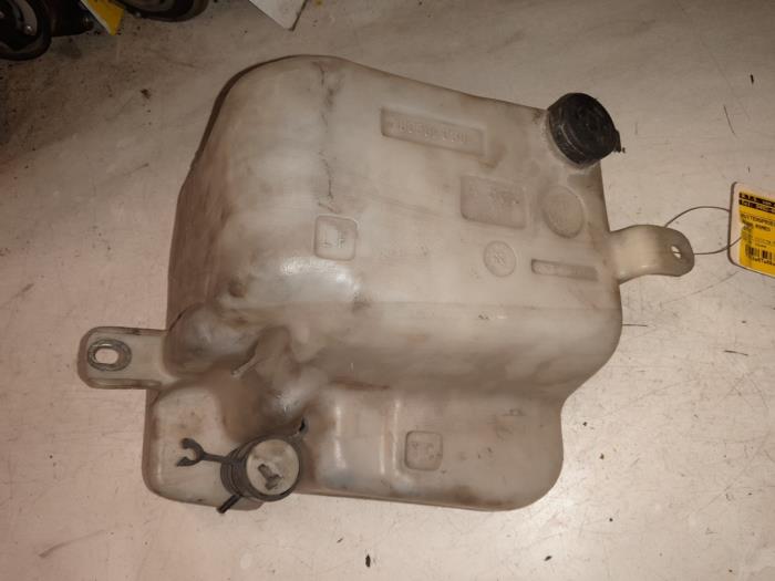 Alfa Romeo GTV Ruitensproeiertank voor