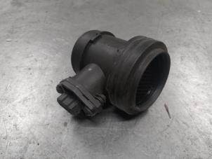Gebruikte Luchthoeveelheidsmeter Alfa Romeo GTV (916) 2.0 16V Twin Spark Prijs € 35,00 Margeregeling aangeboden door A.T.S. van de Wiel