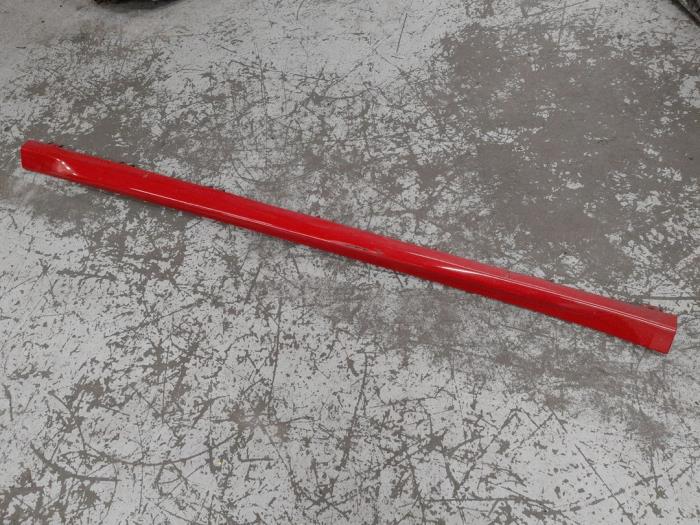 Alfa Romeo Giulietta Zijskirt links