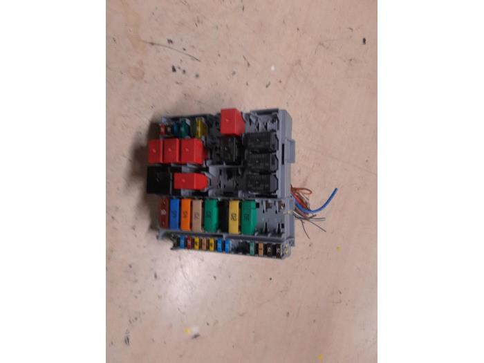 Fiat 500 Zekeringkast